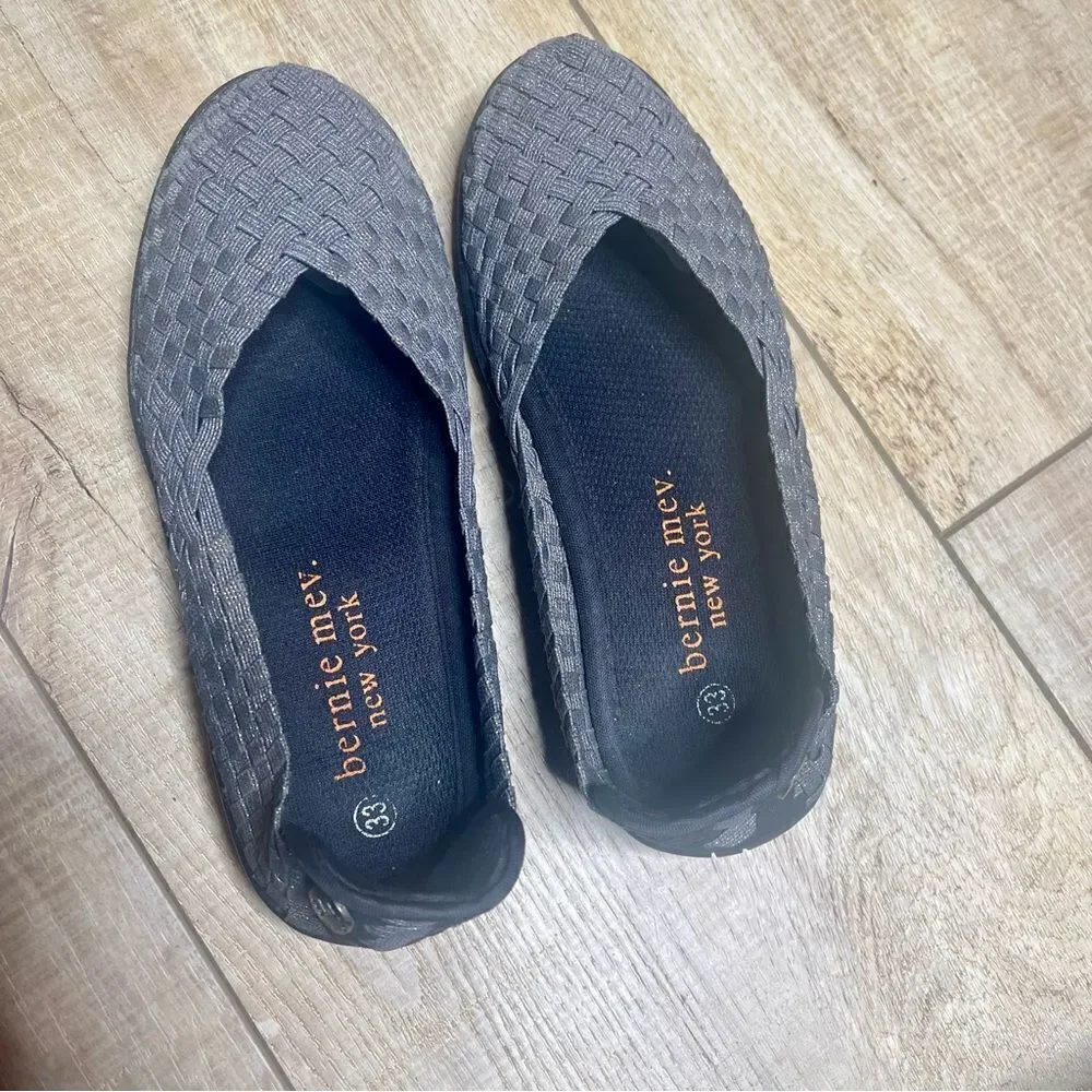 Bernie‎ Mev Girls Catwalk Woven Ballet Flats Shoes Size 33 EU 1.5/2 US Youth